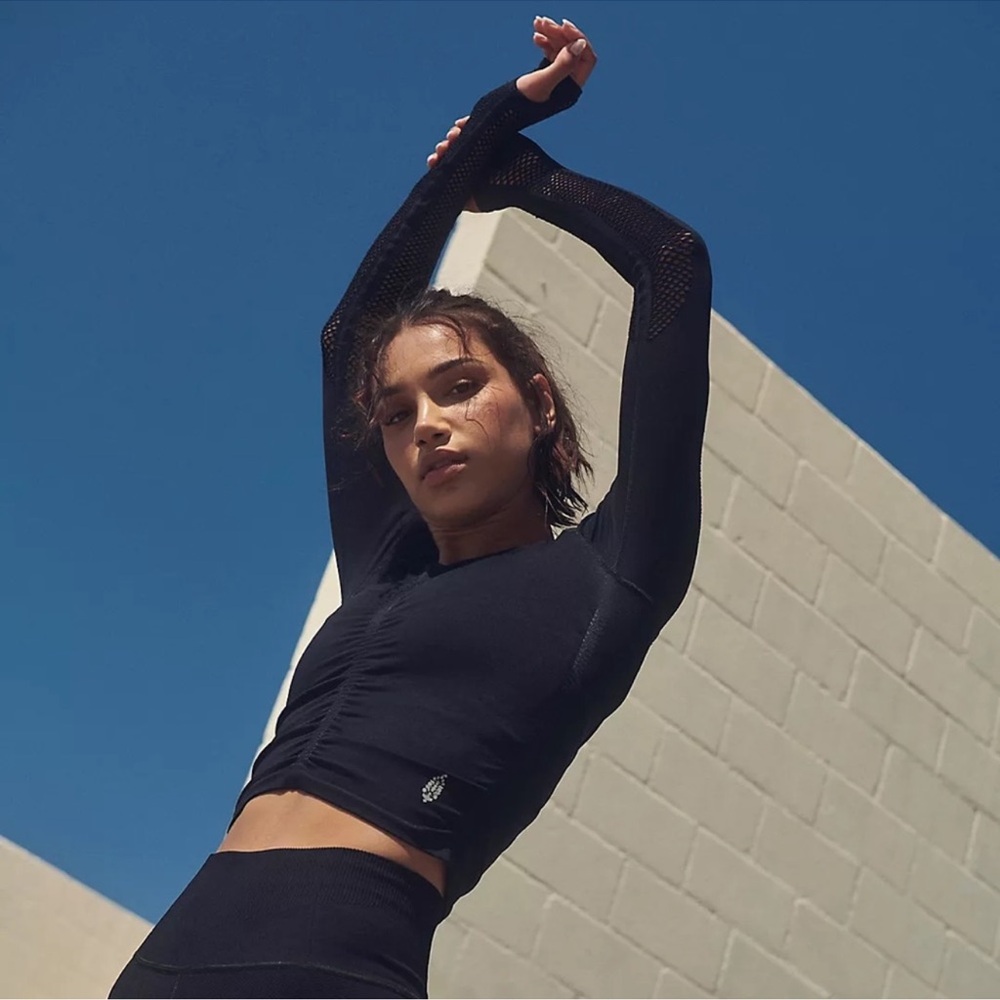PRICE DROP - Free People Movement On the Rise Long Sleeve Top - Picture 2 of 7
